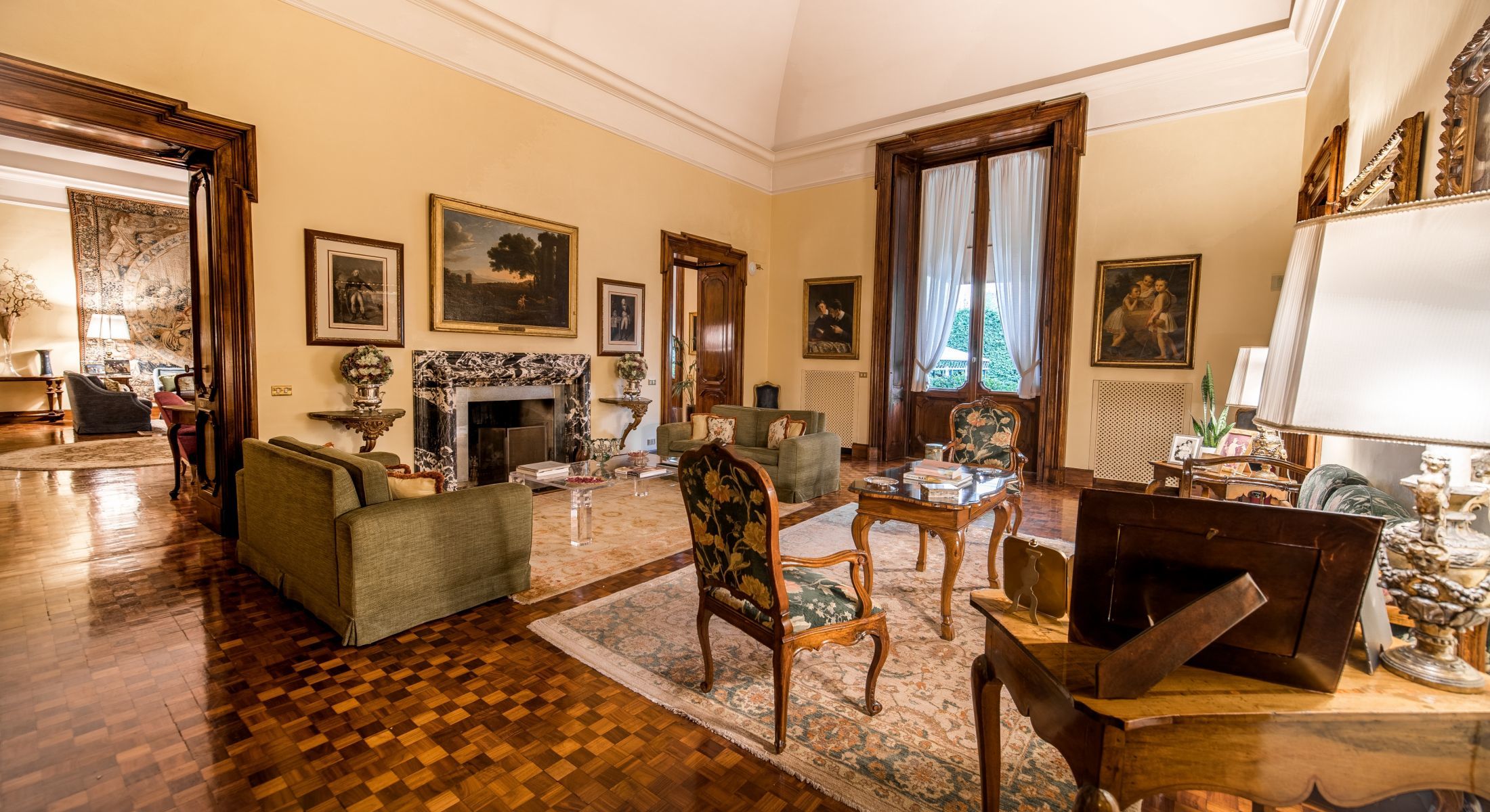 Villa Spalletti Trivelli | OFFICIAL SITE | Luxury Hotel Rome Trevi